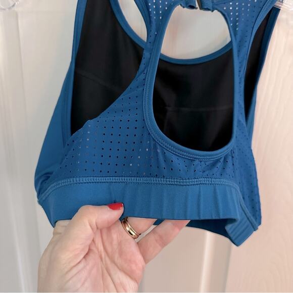 DIP Active Yoga Blue sports bra LARGE Vented Open Racerback Womens - Picture 3 of 11